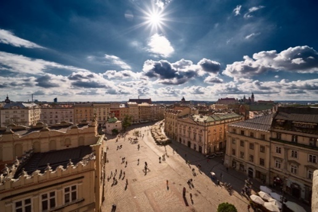 Photo by Piotr Krochmal